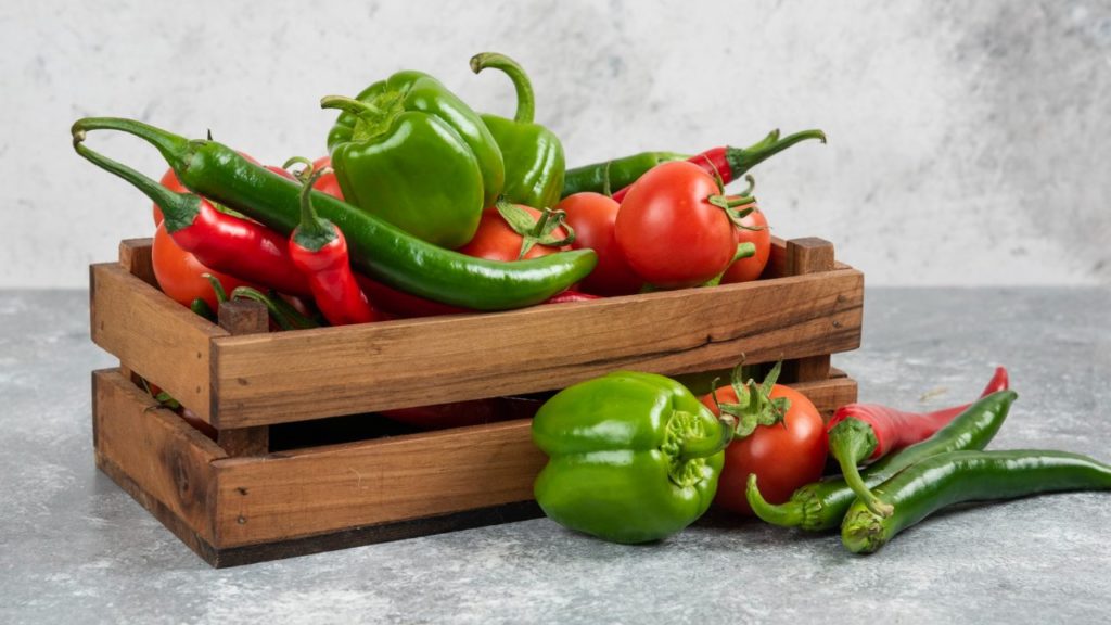 Trucos infalibles para saber si un chile es picoso, ¡la salsa te